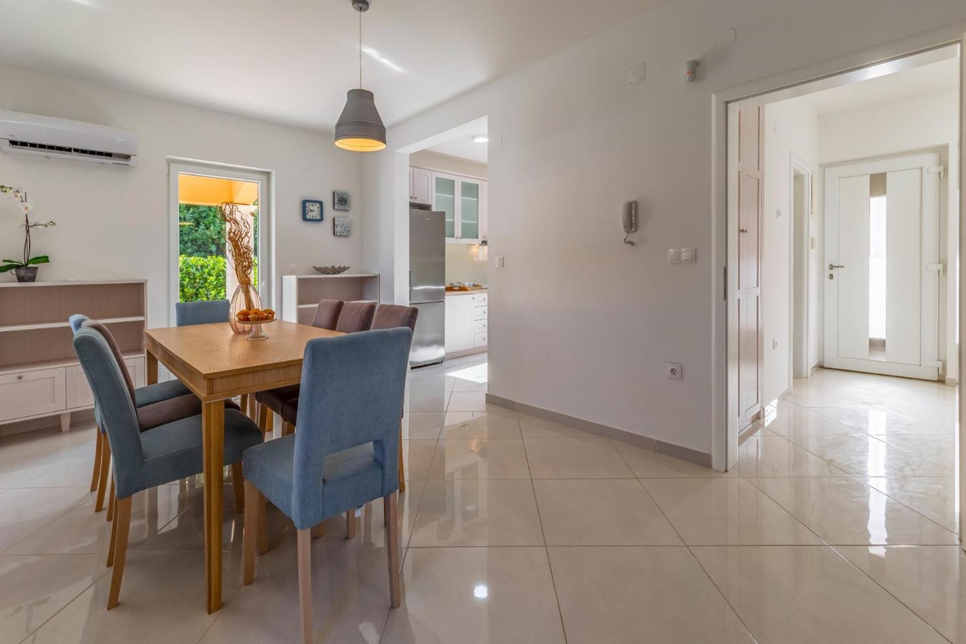 Villas Lotus With Pool And Jacuzzi Pula Bagian luar foto