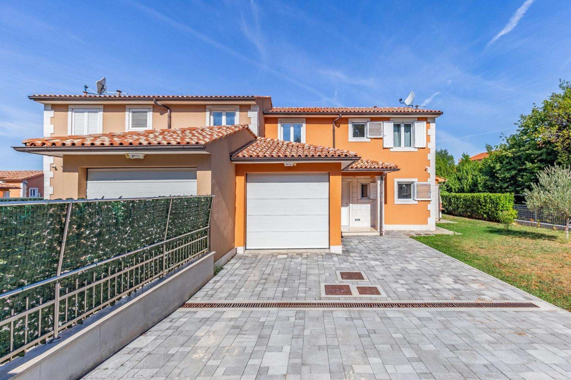 Villas Lotus With Pool And Jacuzzi Pula Bagian luar foto