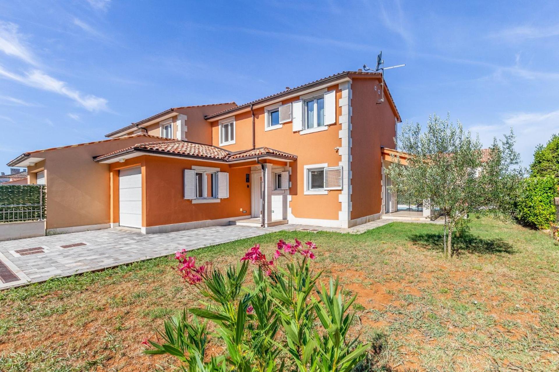 Villas Lotus With Pool And Jacuzzi Pula Bagian luar foto
