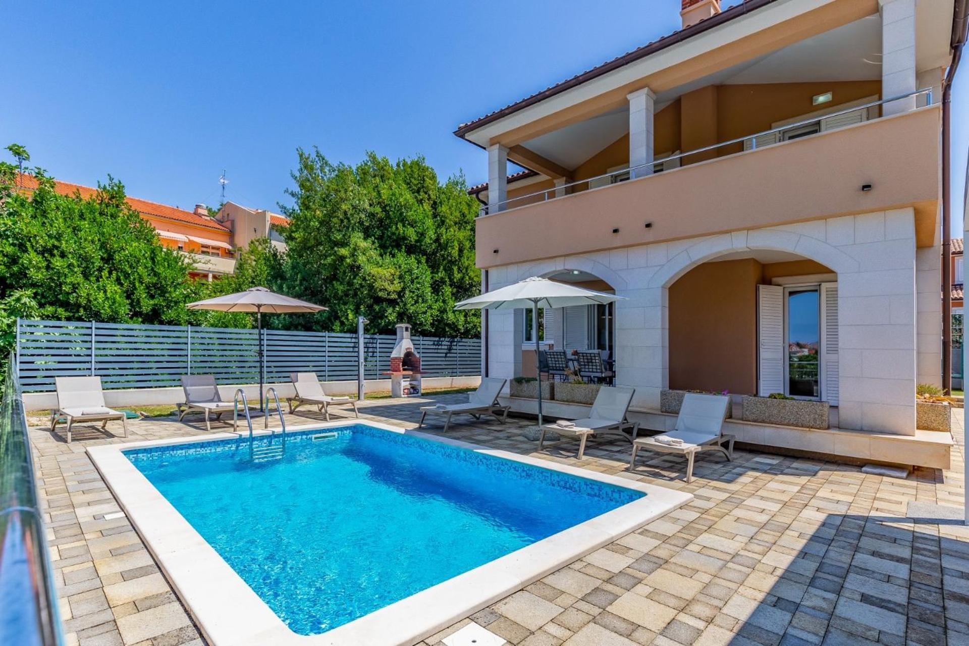 Villas Lotus With Pool And Jacuzzi Pula Bagian luar foto