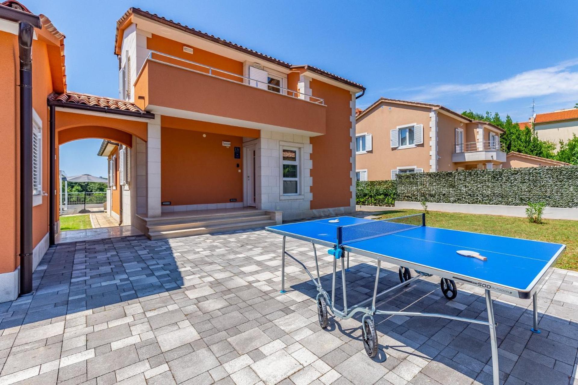 Villas Lotus With Pool And Jacuzzi Pula Bagian luar foto